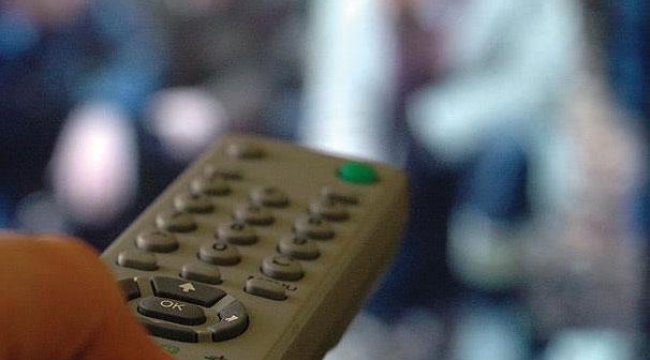 Kanal sahibi erotik yayınlar başlayınca dolandırıldığını anladı