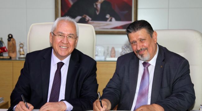 KARABAĞLAR'DA MEMURLARIN TOPLU SÖZLEŞME SEVİNCİ