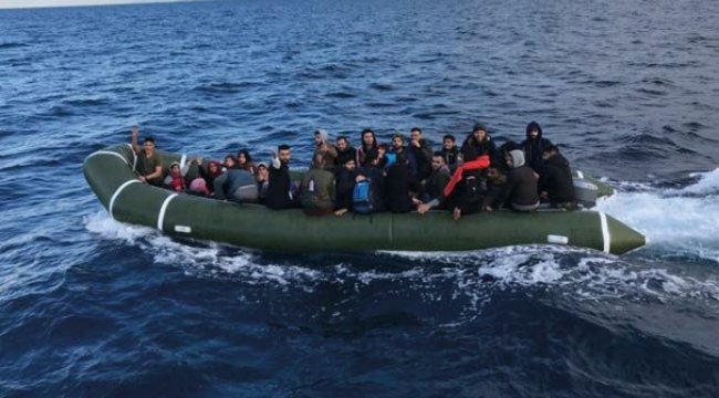 Kuşadası Körfezi’nde 40 kaçak göçmen yakalandı