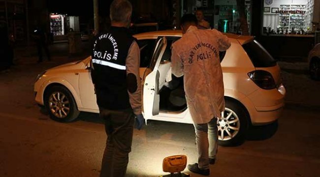 Otomobile giren hırsız suçüstü yakalandı