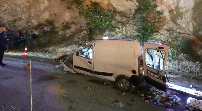 Park halindeki araç şarampole yuvarlandı: 1 ölü, 1 yaralı