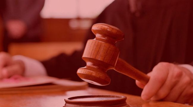 Reina katliamcısının üst aramasını yapmamakla suçlanan 2 polis hakkında karar