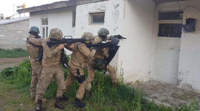 Terör örgütü operasyonunda 18 gözaltı