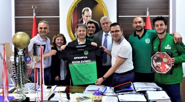 TÜRKİYE ŞAMPİYONLARINDAN BAŞKAN İDUĞ’A ZİYARET