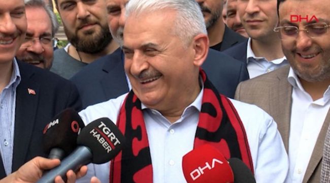 Kırık olmayan, zayıf olmayan karne tuzsuz, tatsız aşa benzer