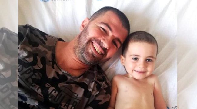 MİNİK AYAZ AMELİYAT OLACAĞI GÜNÜ İPLE ÇEKİYOR