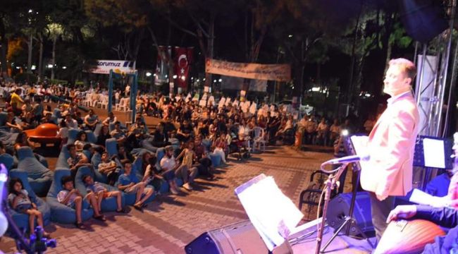 "NAZIM HİKMET, VATAN HAİNİ DEĞİL TÜRKİYE'NİN DEĞERİDİR"