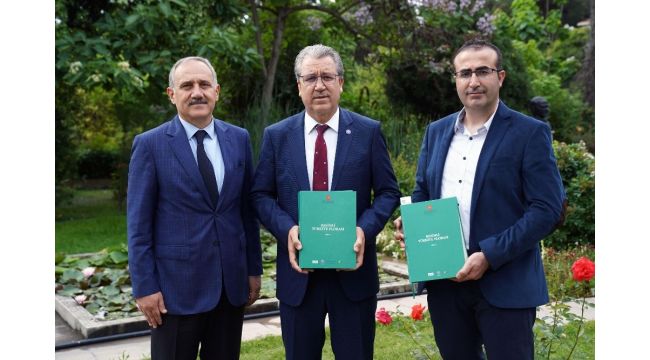 Türkiye Florası kendi dilinde yazılıyor