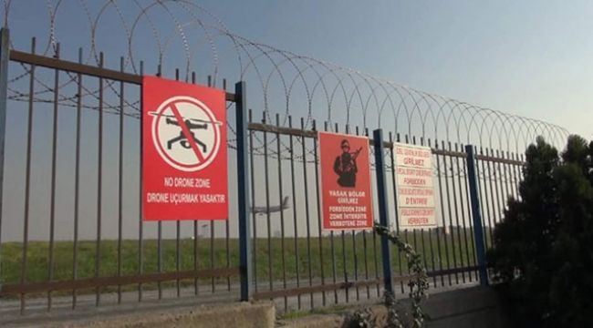 Uçağın 30 metre üzerinden geçen droen endişe yarattı