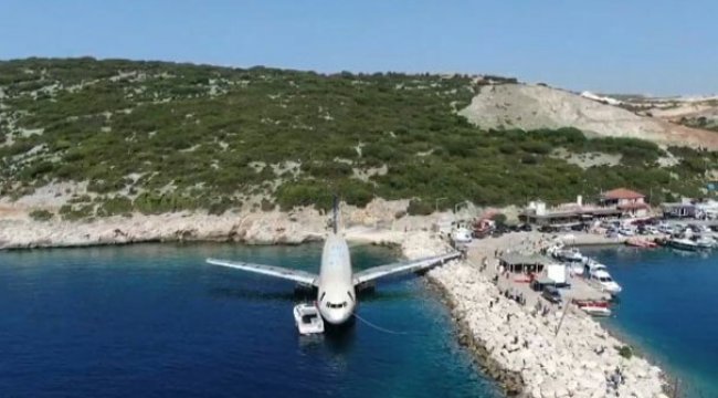 Yolcu uçağı Saros Körfezi'ne batırılıyor