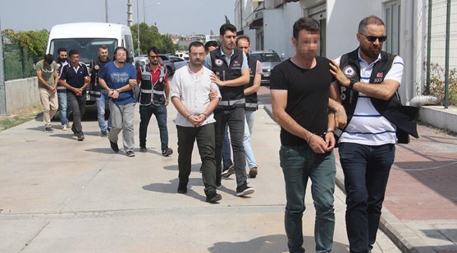 Adana merkezli 8 ilde FETÖ operasyonu