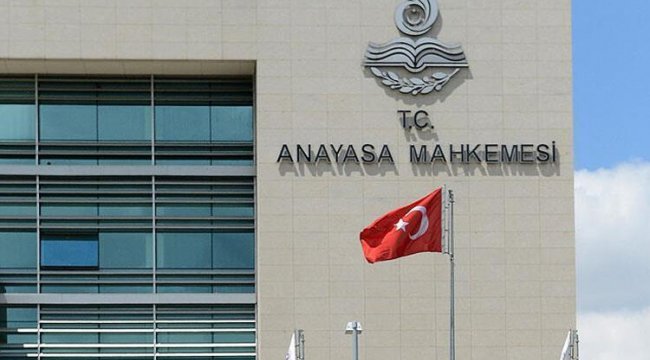 Anayasa Mahkemesi YÖK başkanının o yetkisini iptal etti