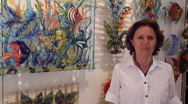 DUDU AKSOY SAYDAM SANAT CAM FÜZYON ESERLERLE FOÇADA
