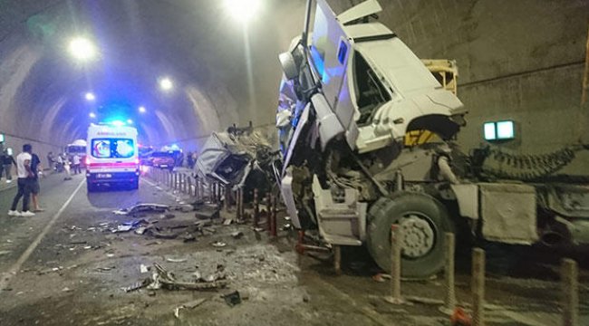 Feci kaza... Tünel savaş alanına döndü