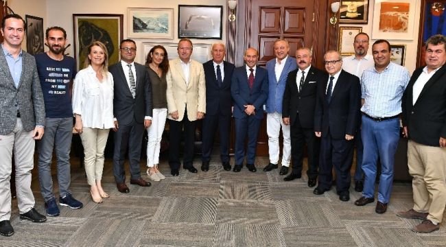 İZMİR SPOR KULÜPLERİ BİRLİĞİ VAKFI (İZVAK) SOYER'İ ZİYARET ETTİ