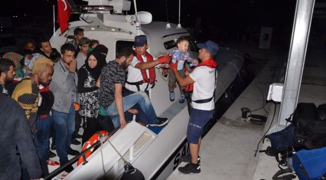İzmir'de 42 düzensiz göçmen yakalandı