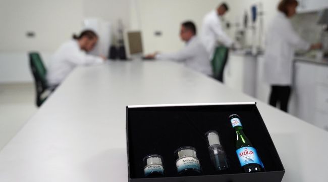 Türk bilim insanları maden suyundan kozmetik ürünü geliştirdi