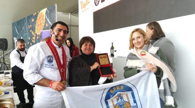 TÜRK LEZZETLERİYLE MOSKOVA'DA DERECE ALDI