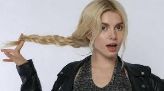 Aleyna Tilki'nin okul paylaşımı