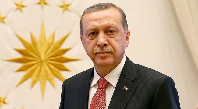 Almanya&#039;da Cumhurbaşkanı Erdoğan&#039;a hakaret içeren şiire yasak