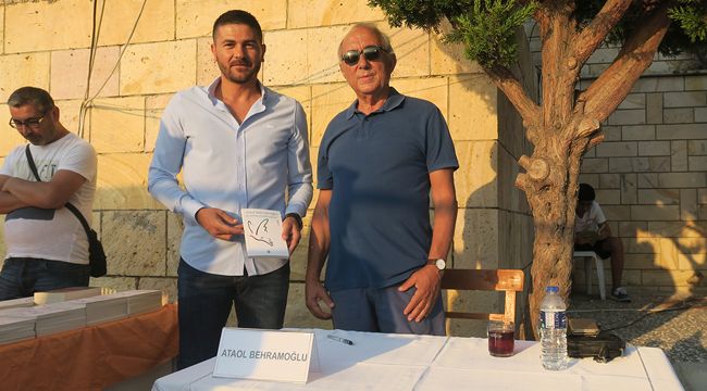 ATAOL BEHRAMOĞLU, FOÇA KİTAP GÜNLERİ'NE KATILDI