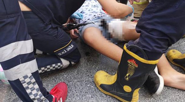 Bisikletten düşen çocuğun bacağına gidon saplandı