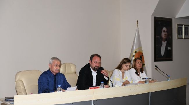 ÇİĞLİ'DE KADIN VE AİLE HİZMETLERİ MÜDÜRLÜĞÜ KURULUYOR