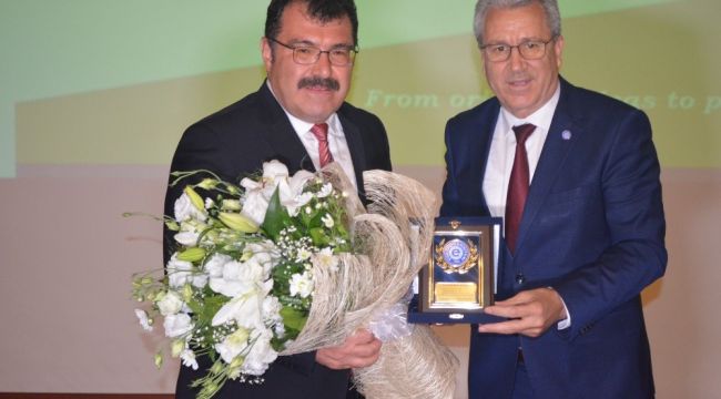 Ege Üniversitesi 'Discovery 100'le araştırmacı ve yatırımcı bir arada
