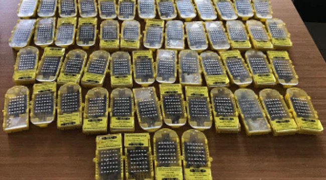 Sabiha Gökçen Havalimanı'nda ele geçirilen özel kutulardan çıkanlar şok etti