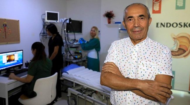 Vegan beslenen iş adamı dışkısını bağışlayarak öğrenci okutuyor