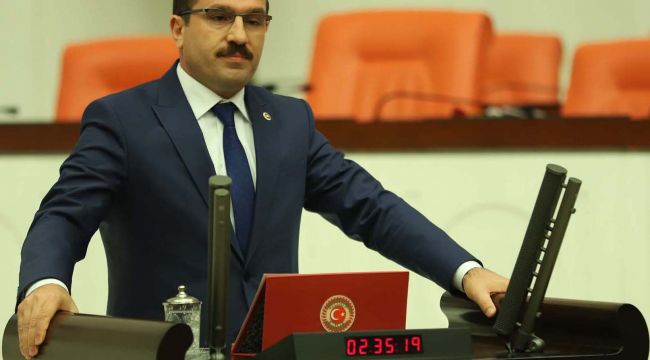 “YAŞIMIZ HEP 18”