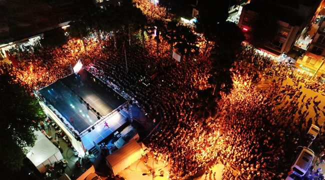 DİKİLİ FESTİVALİNE MUHTEŞEM KAPANIŞ