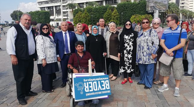 Diyarbakırlı annelere TÜGVA İzmirli Kadınlardan destek...