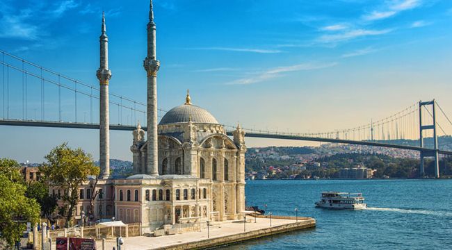 Kültür Bakanlığı'ndan açıklama : Geçen yıla nazaran turist sayısı yüzde 17 arttı
