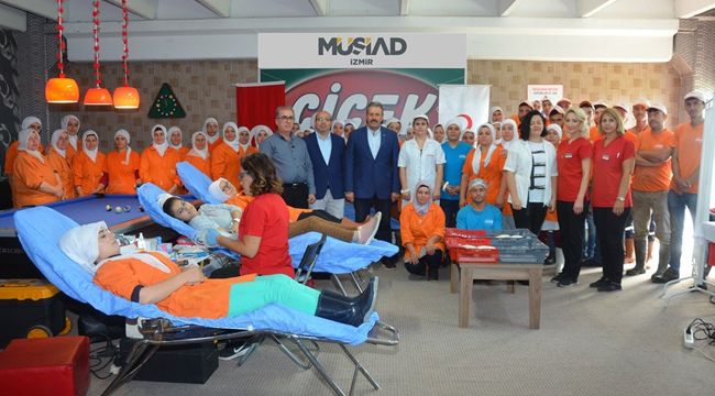 MÜSİAD'dan Kızılay'a kan desteği