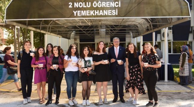 Rektör Budak'tan öğrencilere sıcak karşılama