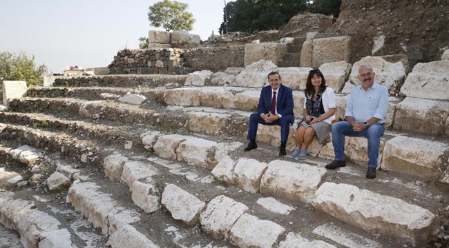 AKDENİZ'İN YENİ ANTİK TİYATROSU KONAK'TA DOĞUYOR