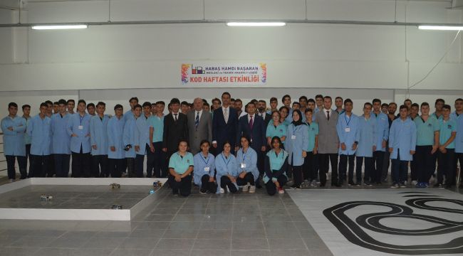 Aliağalı öğrenciler geleceği kodluyor