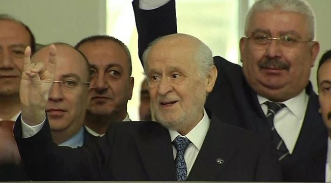 Bahçeli rahatsızlığının ardından günler sonra genel merkeze geldi