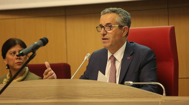 'BENİ BIRAKIN, VATANDAŞLA İLGİLENİN'
