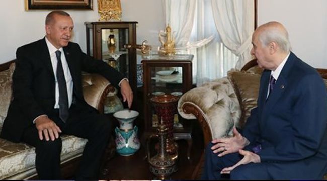 Cumhurbaşkanı Erdoğan , Bahçeli' yi evinde ziyaret etti
