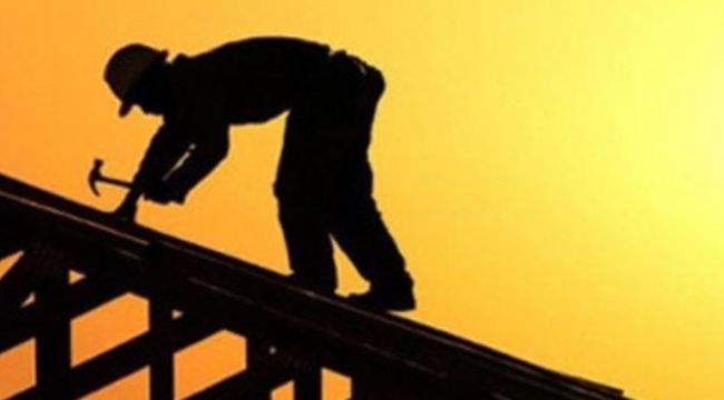 İSKELEDEN DÜŞEN İŞÇİ HAYATINI KAYBETTİ