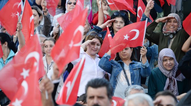 Mehmetçiğe Bergama’dan selam