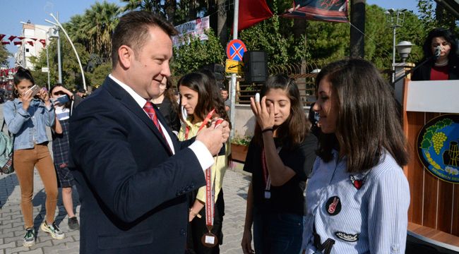 Menemen tek ses tek yürek