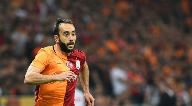 Olcan Adın futbolu bıraktı