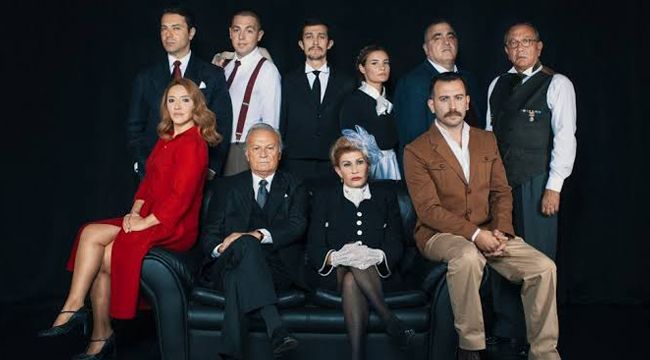 'On Küçük Zenci' İzmir'e geliyor