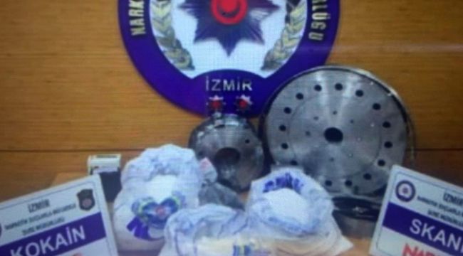 YEDEK PARÇALARIN ARASINA GİZLEDİLER
