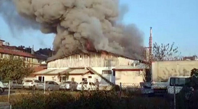Ahşap atölyesinde büyük yangın