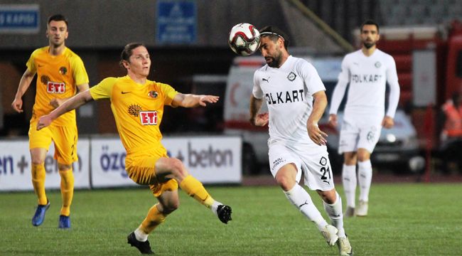 Altay'da hedef 3 puan