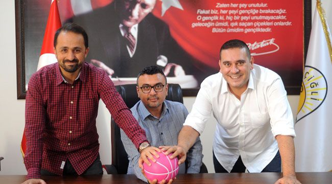 'PEMBE TOP SAHADA' KAMPANYASINA DESTEK